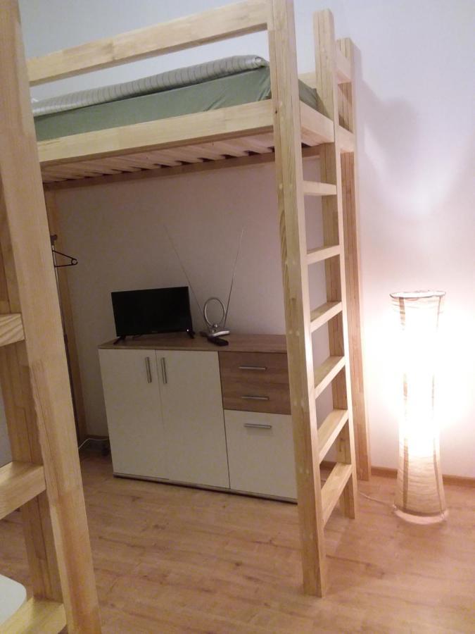 Living In The Box — Fotos 2